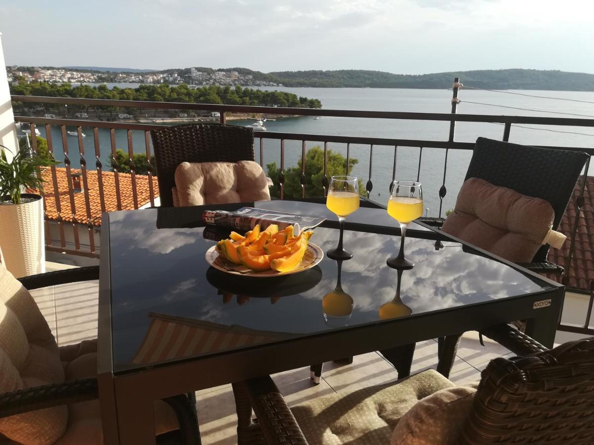 Apartment Kristina Trogir Ngoại thất bức ảnh
