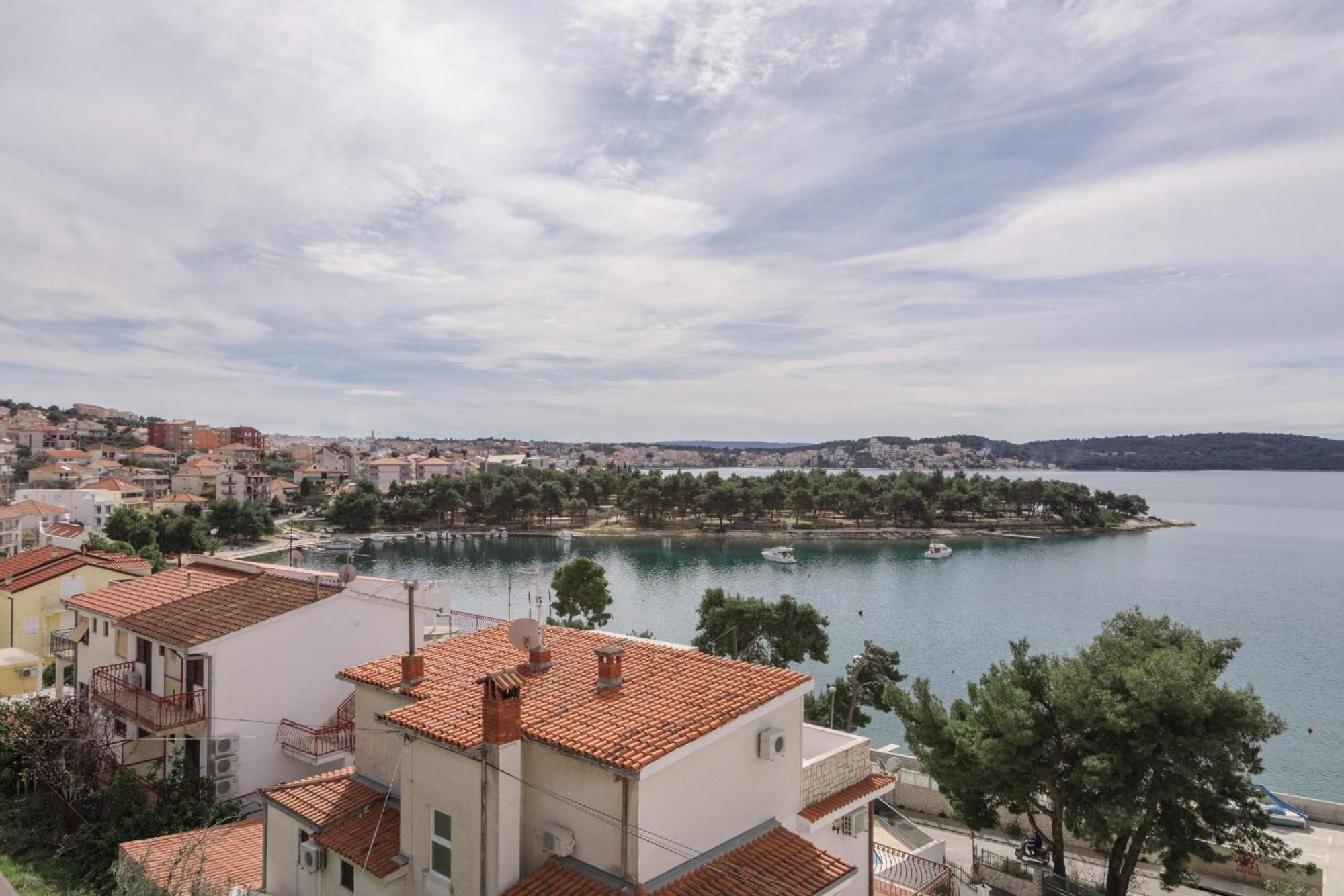 Apartment Kristina Trogir Ngoại thất bức ảnh
